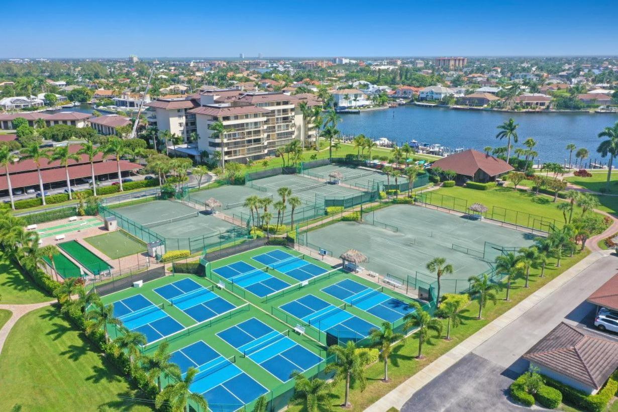 South Seas Tower 4-303 Villa Marco Island Exterior photo